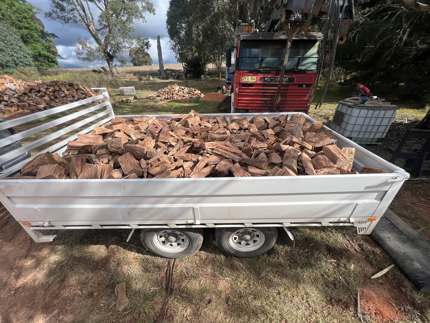 Mixed Hardwood Firewood Trailer Load